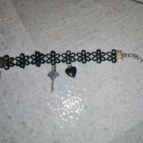 Black bracelet like new
