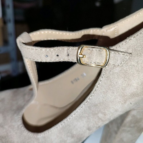 Beige suede Mary Jane style pumps, size 35, like new