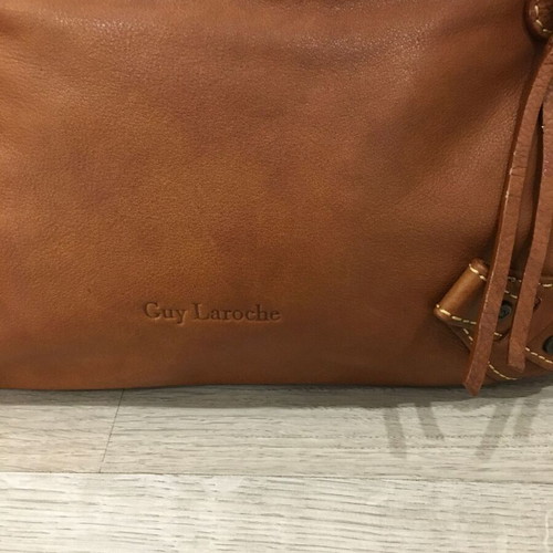 Guy Laroche leather shoulder bag like new, brown