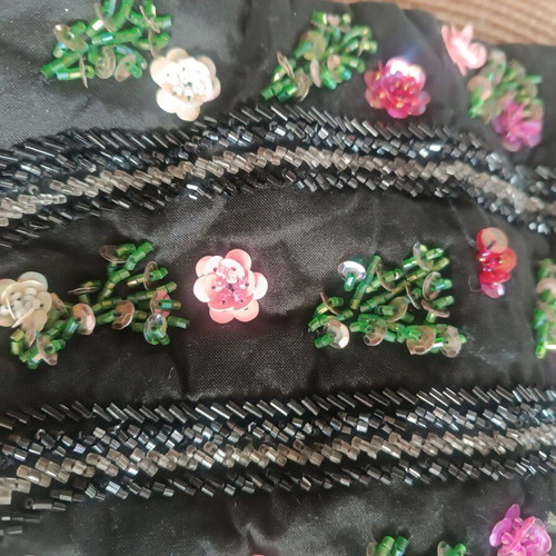 Paradis d’Enfer handbag like new, black with sequins and floral details