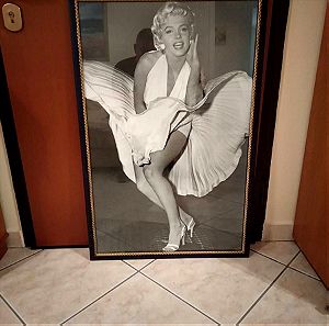 Marilyn Monroe, Seven Year Itch, Canvas  96x63 εκατ με κορνίζα ξύλινη μαύρο χρώμα  χρυσό σκάλισμα