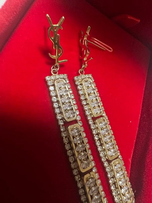 Σκουλαρίκια YSL Yves Saint Laurent μακριά με κρύσταλλα σαν καινούργια, χρυσαφί