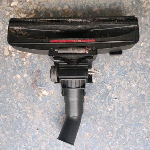 Rohnson 4AAAA 700 watt vacuum cleaner used with fabric bag