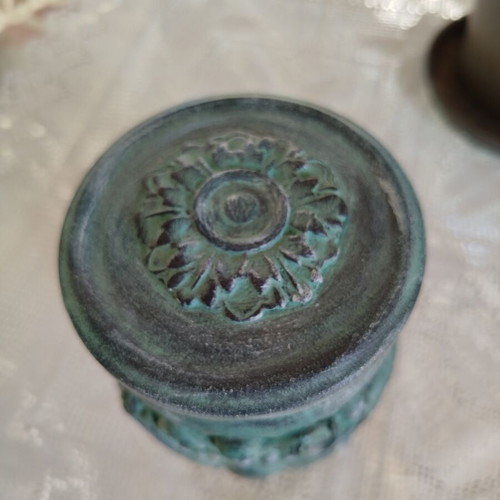 Decorative vase with lid handmade, like new, upcycled glass art
