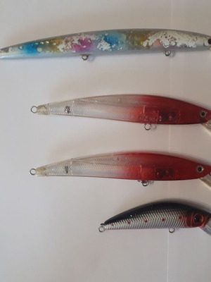 Artificial fishing lures used, 4 pieces without rust