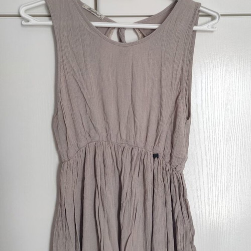 Regalinas summer blouse beige size Small like new with lace back