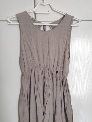 Regalinas summer blouse beige size Small like new with lace back