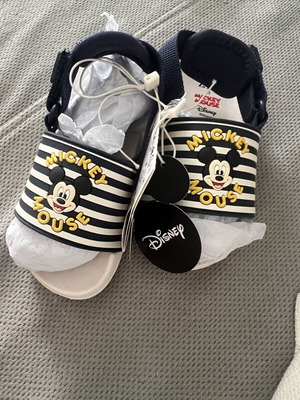 Disney Zara Baby Sandals New Size 22 Unisex