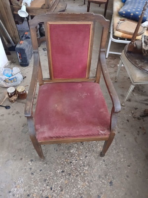 Armchair in red velvet used, sturdy frame with spring issues