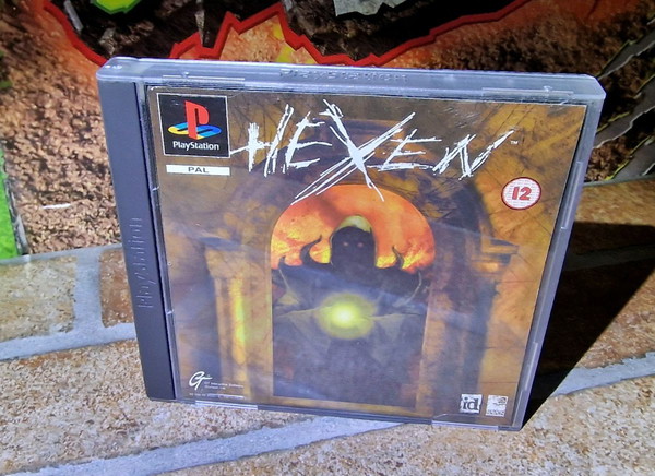 Hexen PS1 PlayStation 1 PAL -uk mint - € 50,00 - Vendora