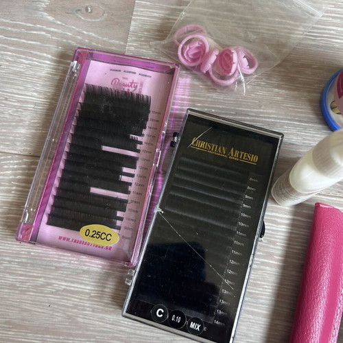 Complete Eyelash Extension Starter Kit professional set, like new