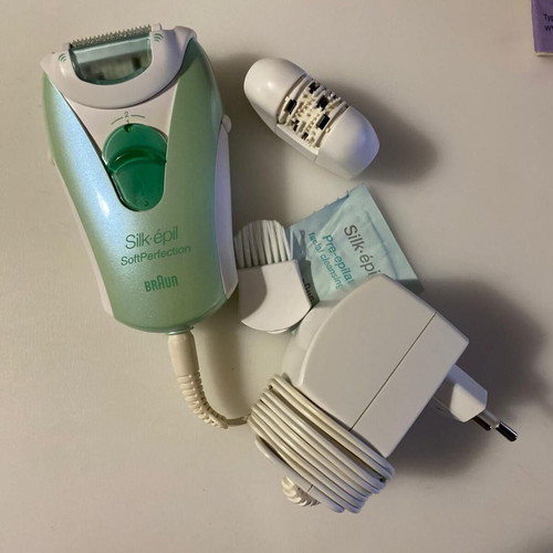 Braun Silk-épil SoftPerfection epilator like new with accessories
