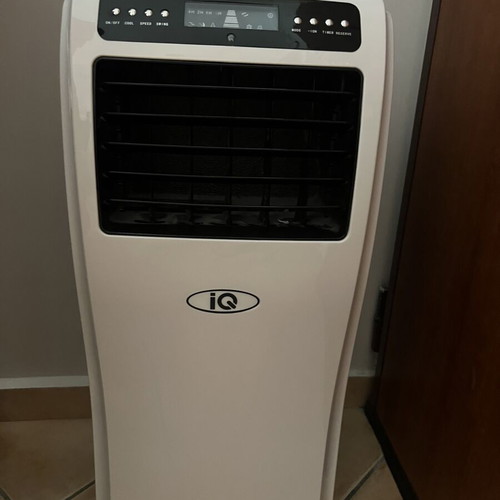 Air cooler like new with remote and ice water function