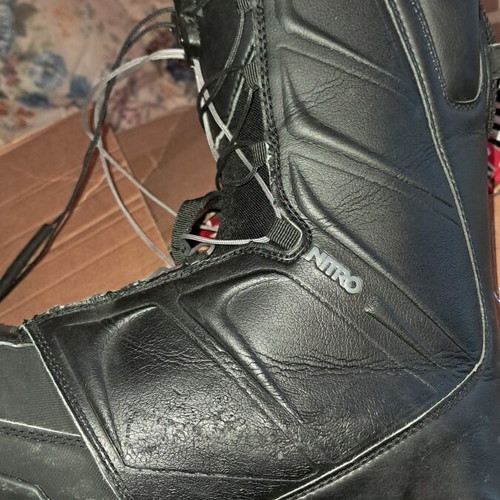 Sentinel TLS boots new in box unused