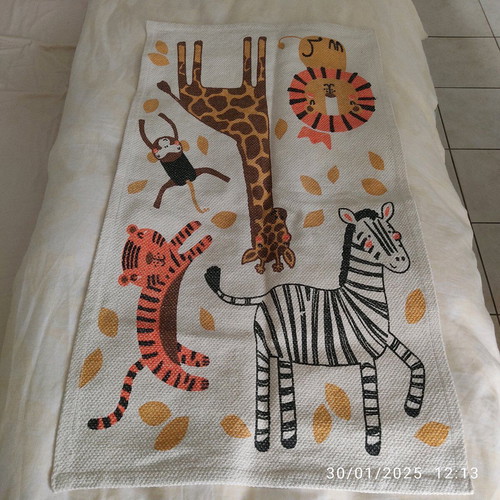 Children's rug with animals 100% cotton like new 135.5x62 cm