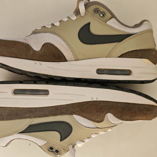 Nike Air Max 1 sneakers, size 41, olive color