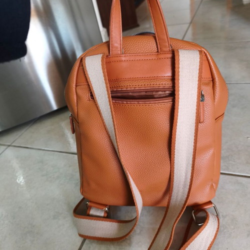 Backpack made of faux leather like new, tabba color