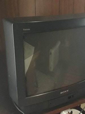 ТЕЛЕВИЗОР 22"