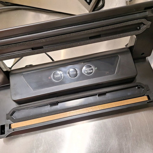 Vacuum sealer like new