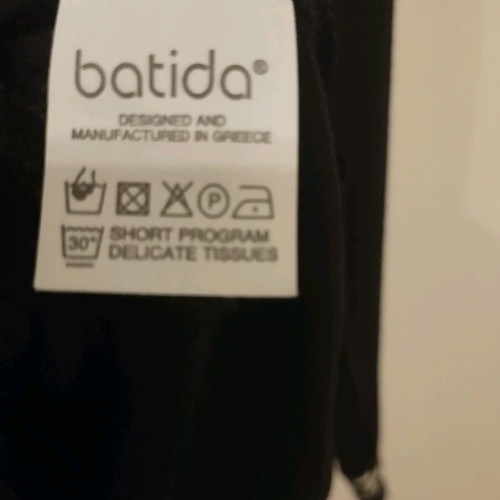 Batida women's black blouse with design and pearls like new, L/XL
