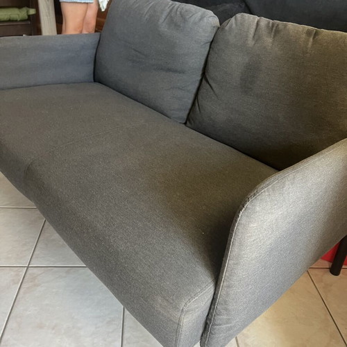 Two-seater sofa like new, gray color