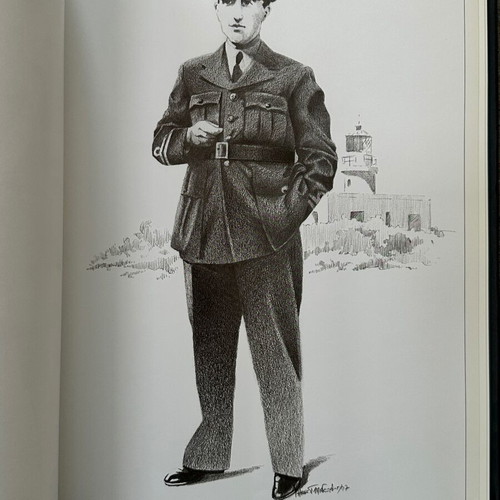 Uniforms of the Hellenic Navy book like new, year 1998