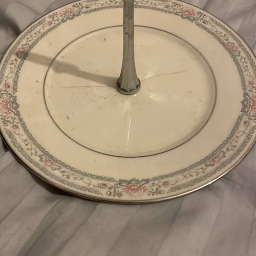 Lenox Charleston serving tray like new with handle