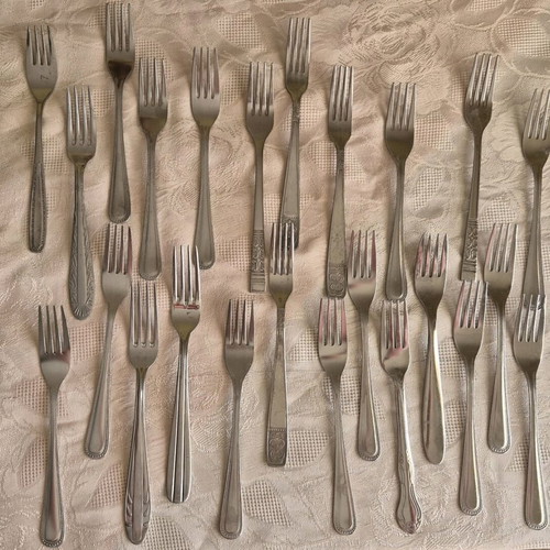 Stainless steel forks used, pack of 24 pieces