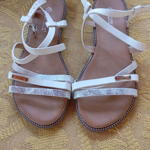 White sandals size 37