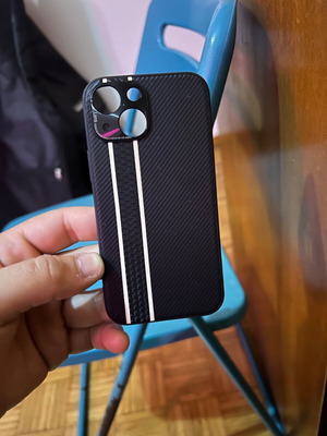 Θήκη iPhone 13 mini carbon σαν καινούργια