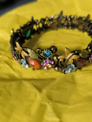 Bracelet like new, multicolored