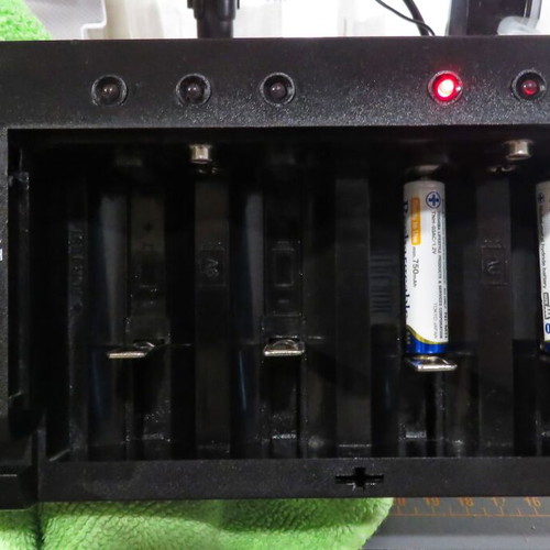 Heitech Universal Battery Charger MW6398GS used with Discharge Function