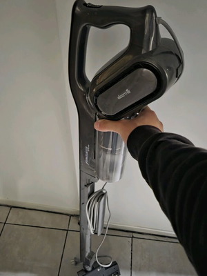 Stick vacuum cleaner used
