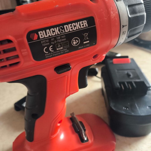 Black and Decker EPC18 electric screwdriver used with battery and charger