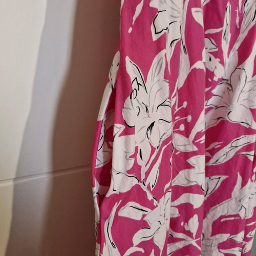 Zara dress with floral print like new, size M, white and pink