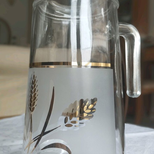 Vintage Italian Glass Pitcher with Gold Wheat Design like new