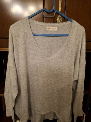 BSB blouse gray asymmetrical wide V-neck like new