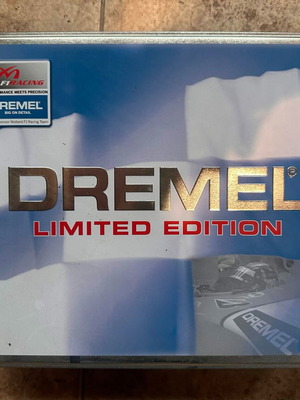 Dremel Ротационен Инструмент Limited Edition F1 Racing Set Нов