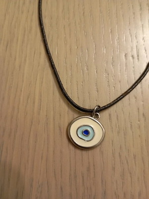 Mataki with adjustable strap used