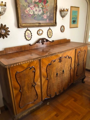 Vintage walnut buffet like new