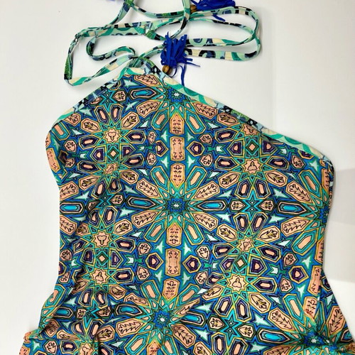 Beachwear dress new, size Small, multicolored