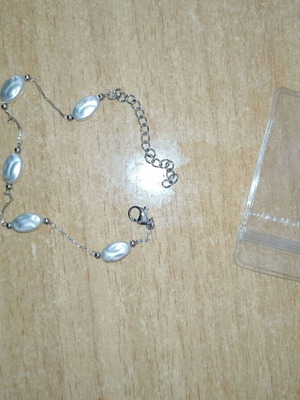 Bracelet chain with pearls new, white and silver