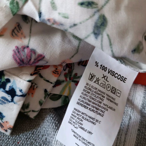 Floral shirt new, size XL, white multicolor