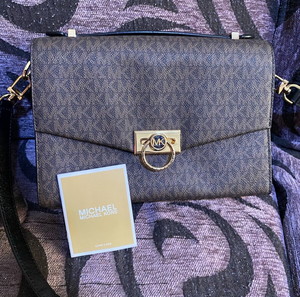 Michael kors τσάντα χιαστί