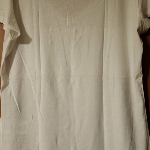 Lynne T-shirt like new, white with tulle and subtle print