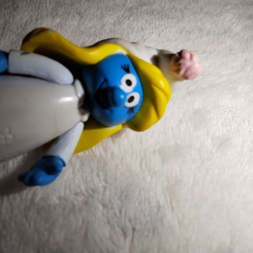Smurfette figure Jakks Pacific 2009 used with movable joints