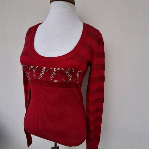 Guess sweater M red like new