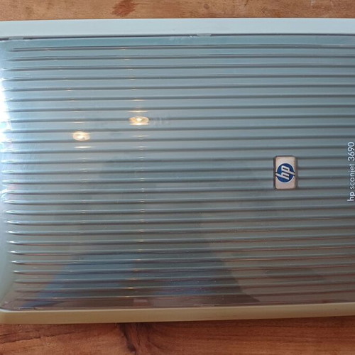 HD Scanjet 3690 flatbed scanner like new