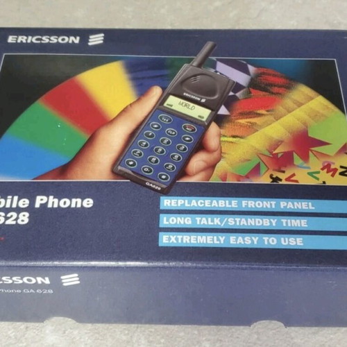 Ericsson GA 628 phone used, boxed with charger and instructions