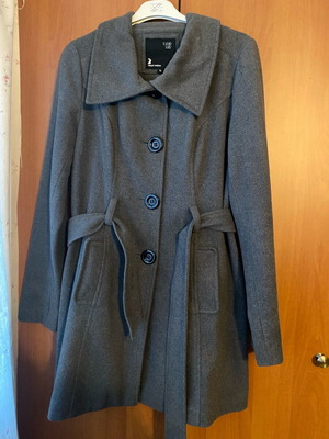 Gray coat used, size S, torn inner pocket